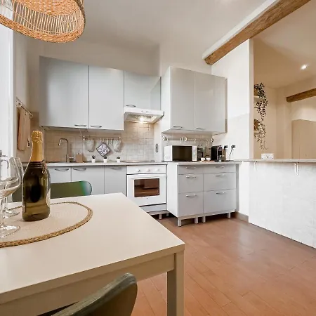 Apartment Realkasa Nosadella Flat *